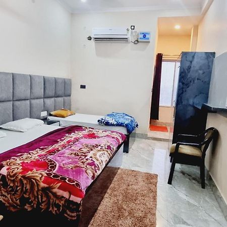 Surya Palace Ayodhya Екстериор снимка