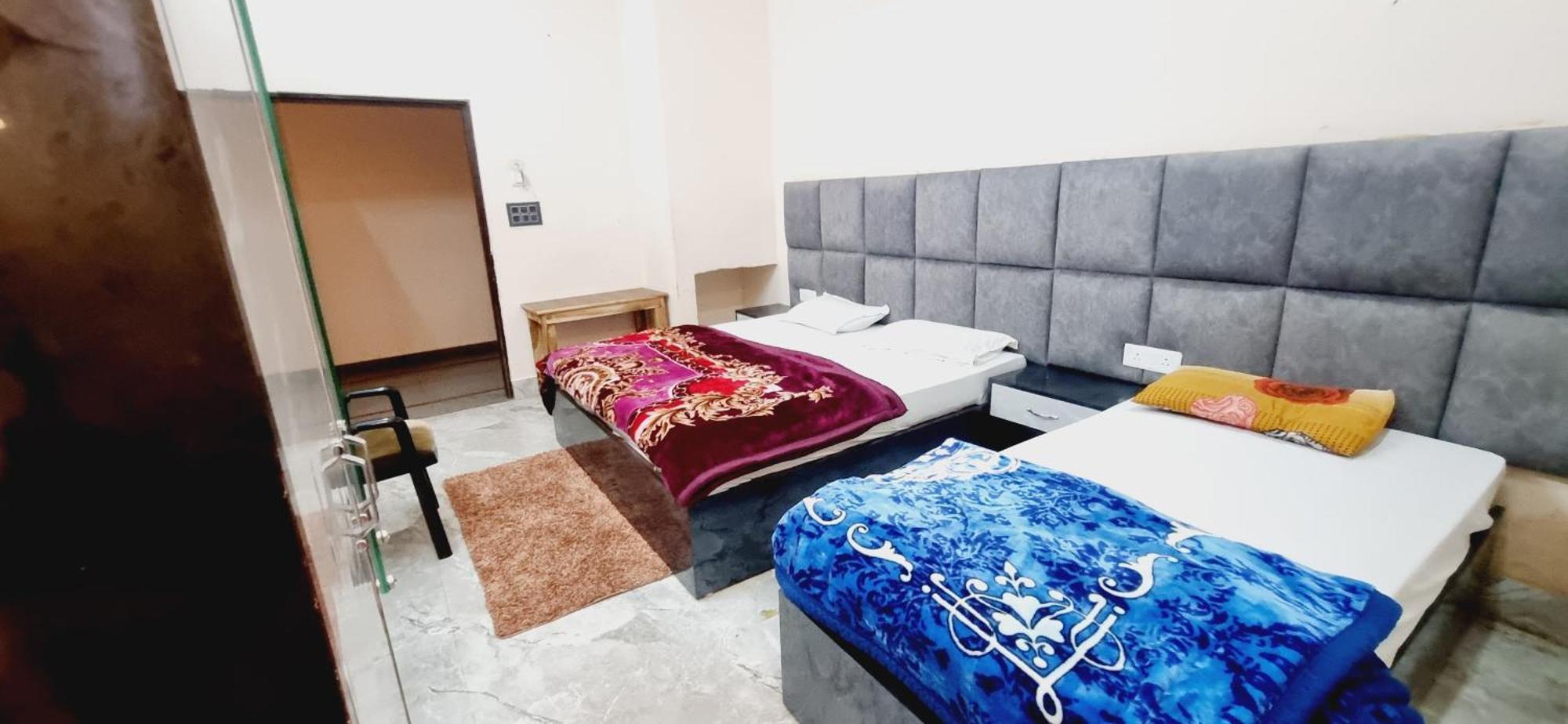Surya Palace Ayodhya Екстериор снимка