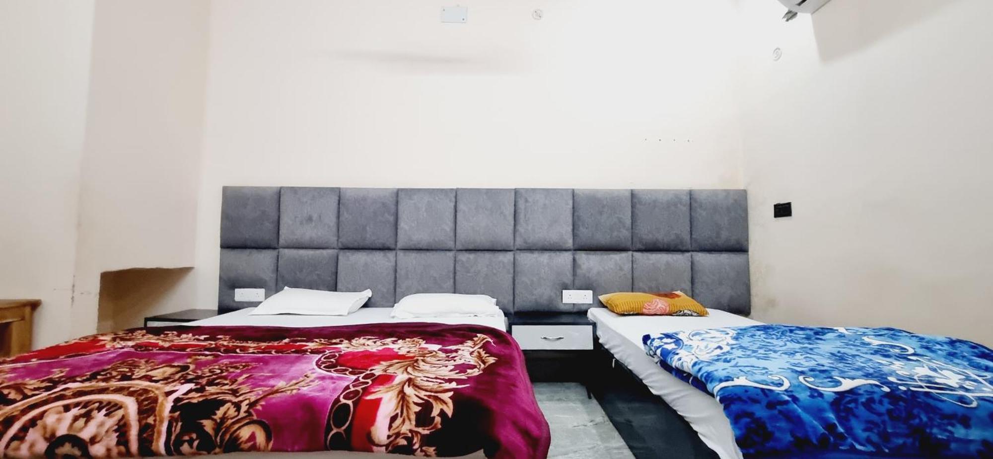 Surya Palace Ayodhya Екстериор снимка